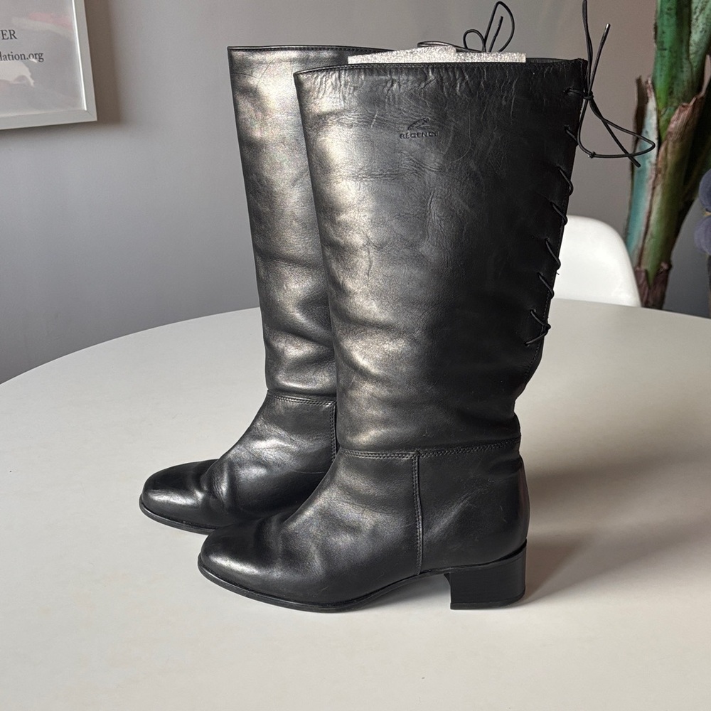 REGENCE Size 9 Black Boots made in Canada Leather lace-up Knee-High